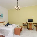 Jasmin 4* Split