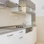 Jasmin 4* Split