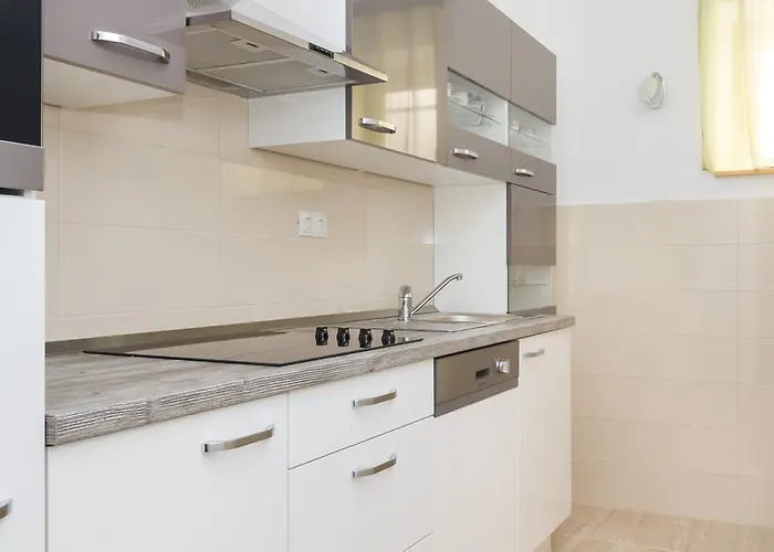 茉莉公寓 4* 斯普利特